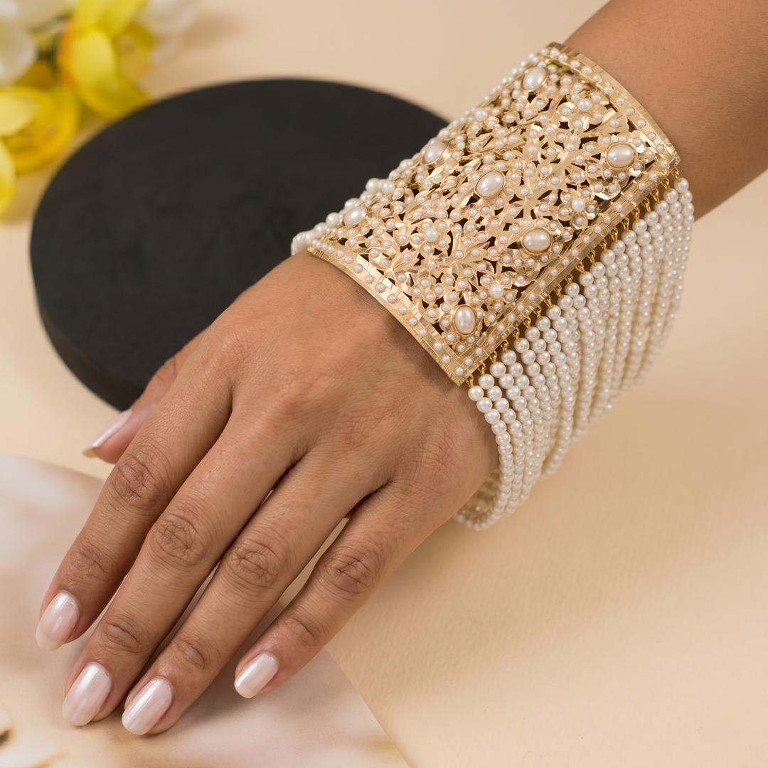 Raani Handbling
