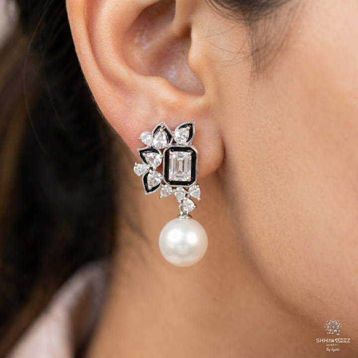 SIRA EARRINGS