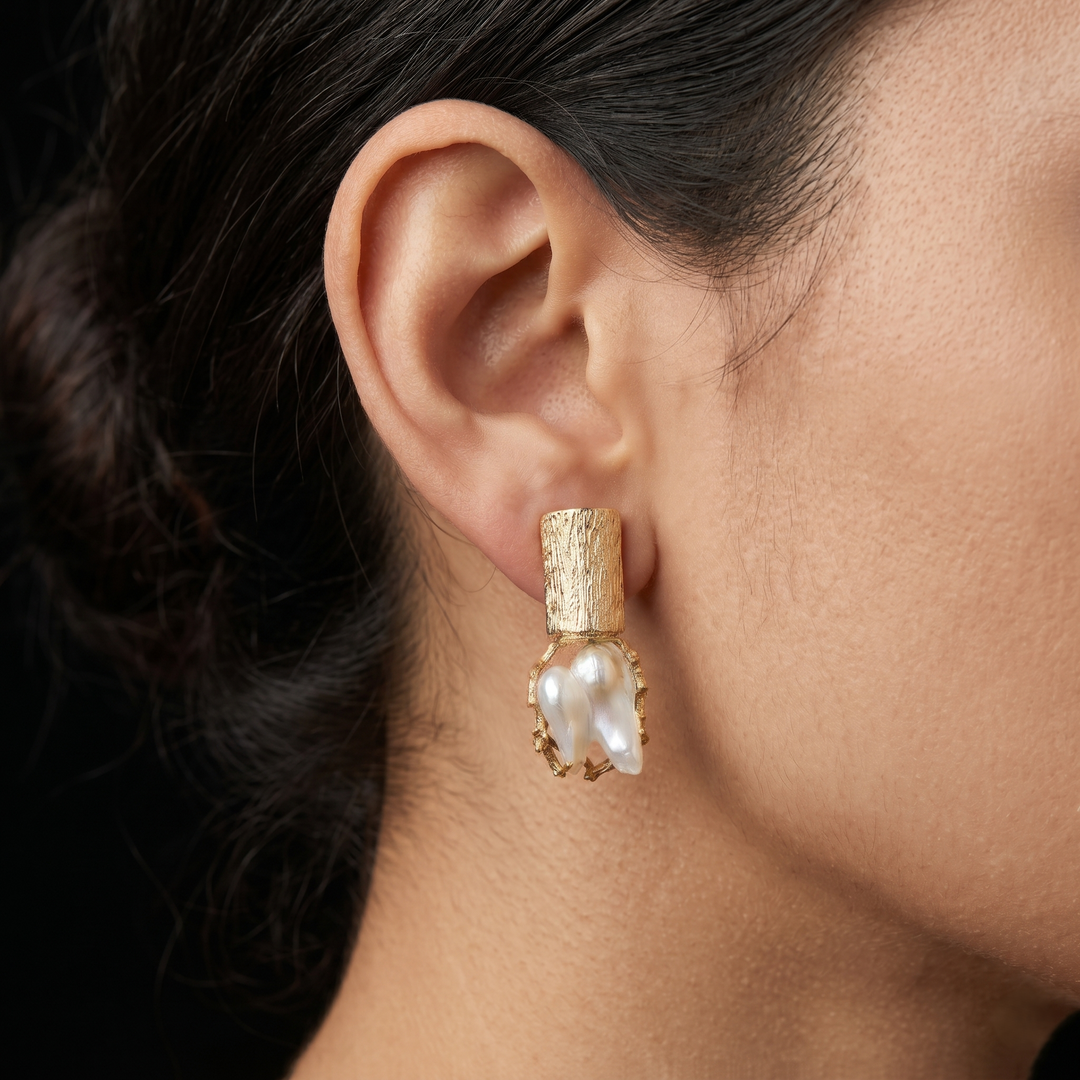 Nayra Earring