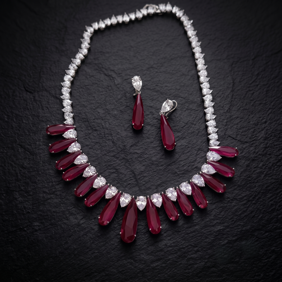 Mohi Neckpiece