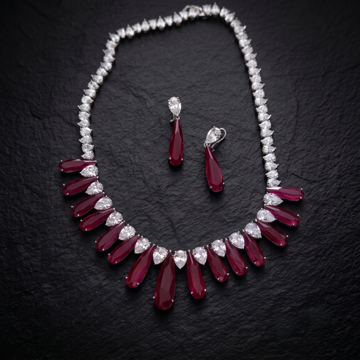 Mohi Neckpiece