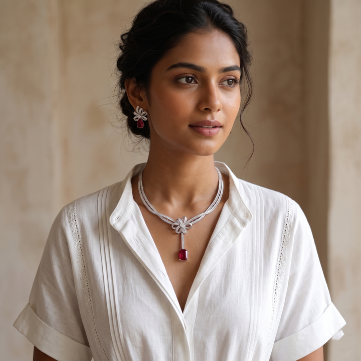 Simone Neckpiece