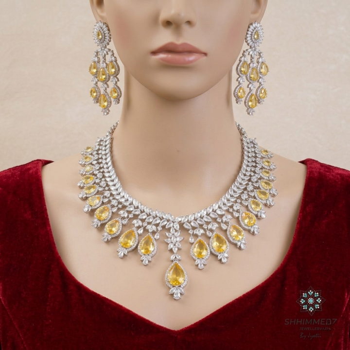Beautiful Drop Stone Neckpiece