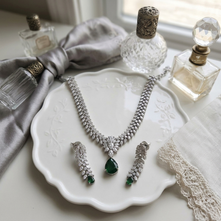 Bawri Neckpiece