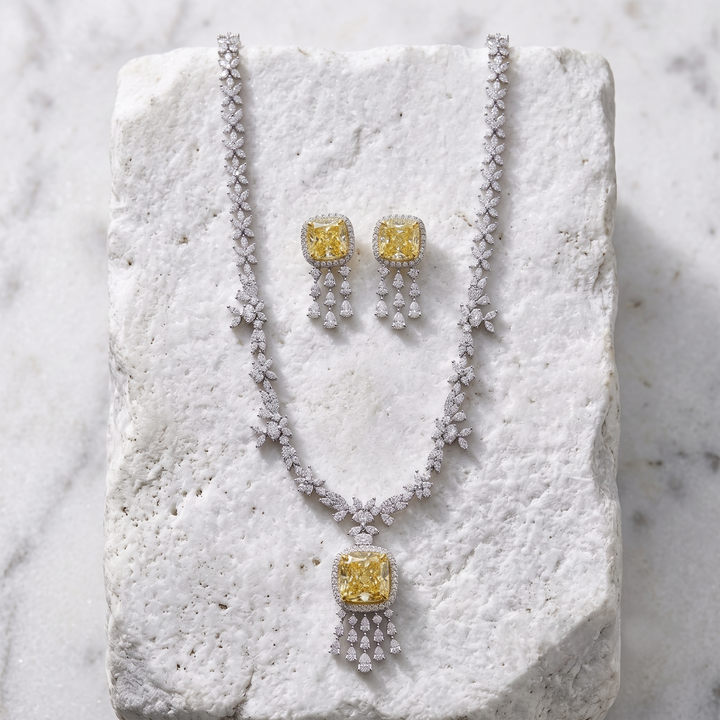 Haya Neckpiece