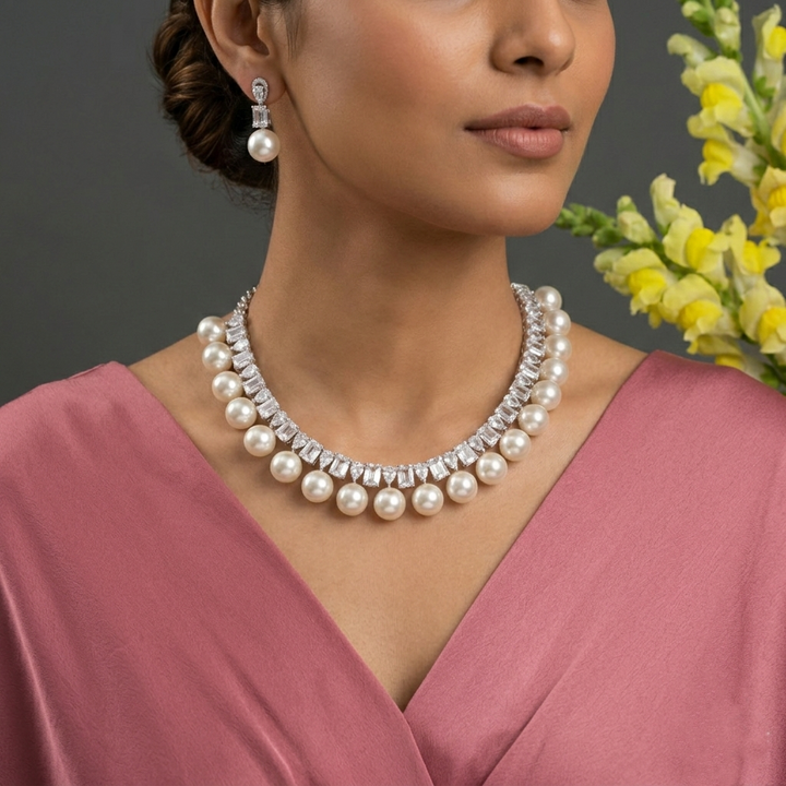 Sleek Tennis Style Neckpiece