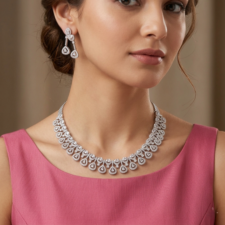 Camy Neckpiece