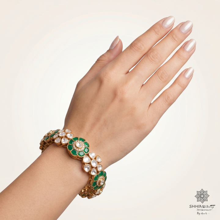 Royal Emerald Polki Bangle