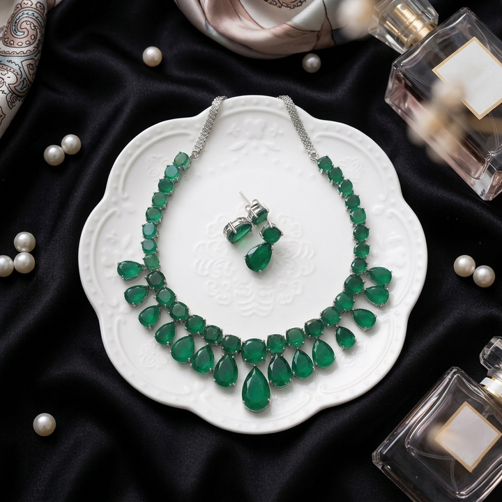 Aashka Neckpiece