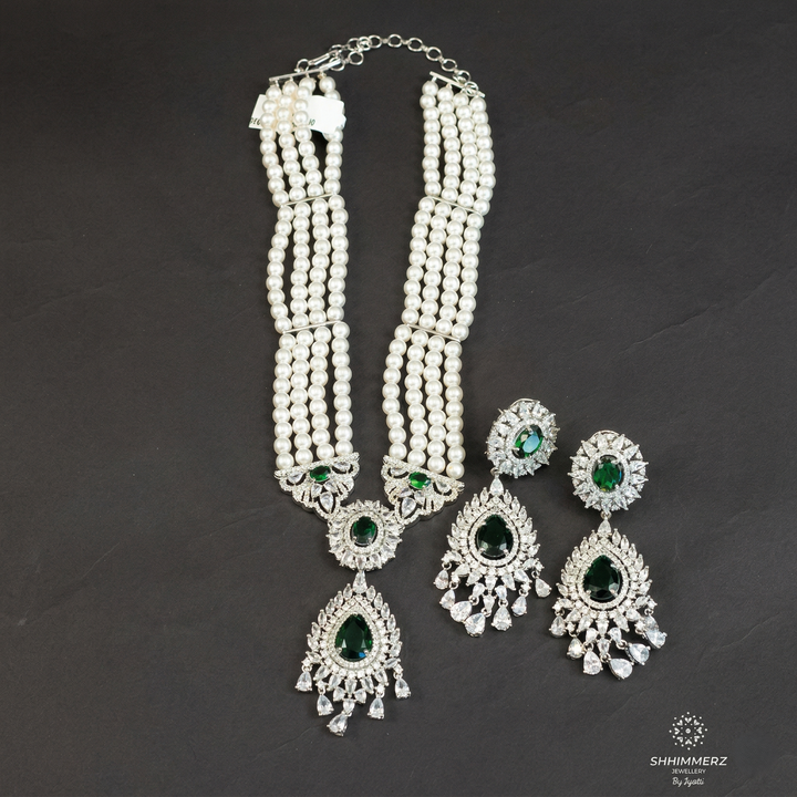 Chanda Neckpiece