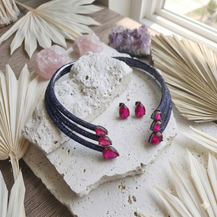 Ayushi Neckpiece