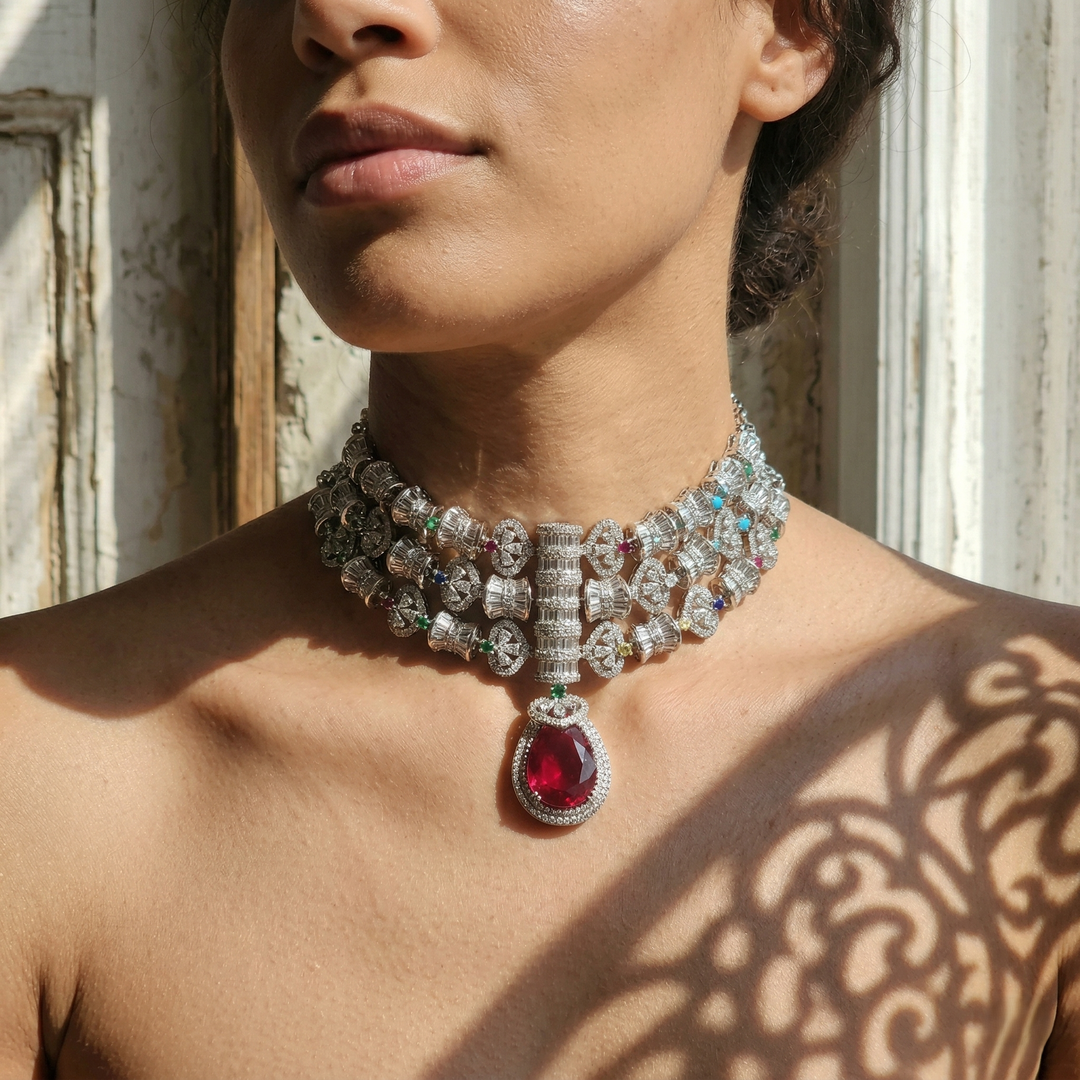 Riza Choker